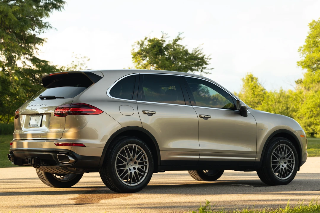 2016 Porsche 958 Cayenne Diesel - Image 30 of 31