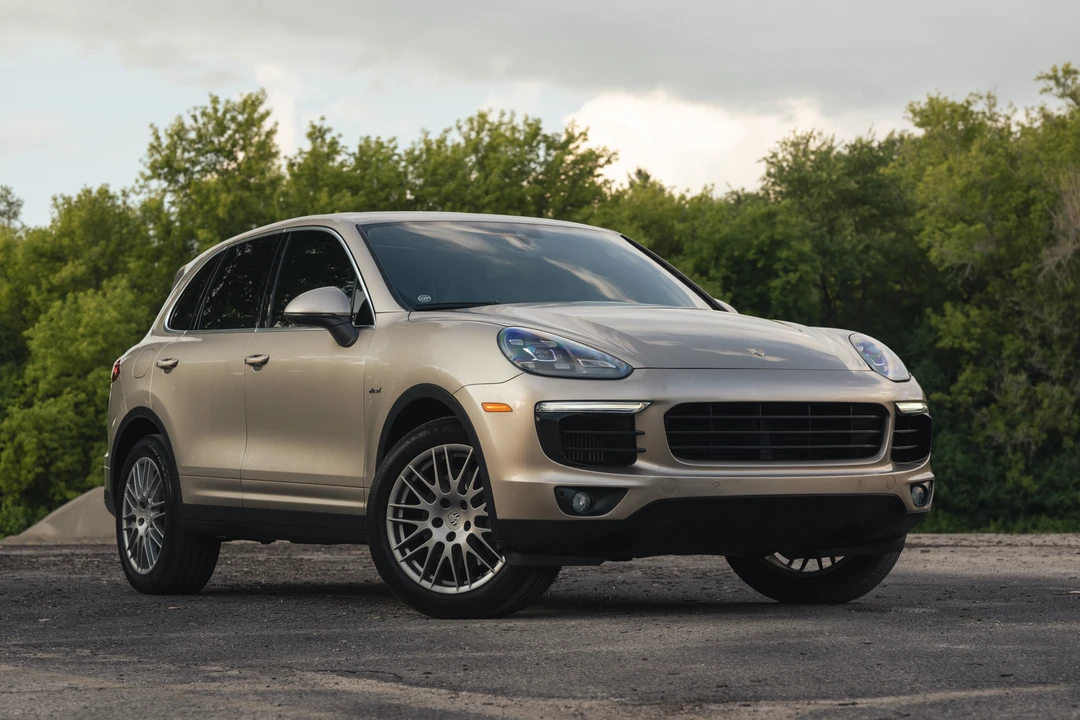 2016 Porsche 958 Cayenne Diesel - Image 10 of 31