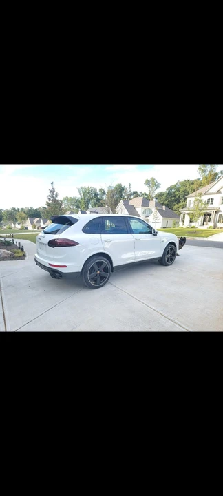 2016 Porsche 958 Cayenne Diesel - Image 3 of 17