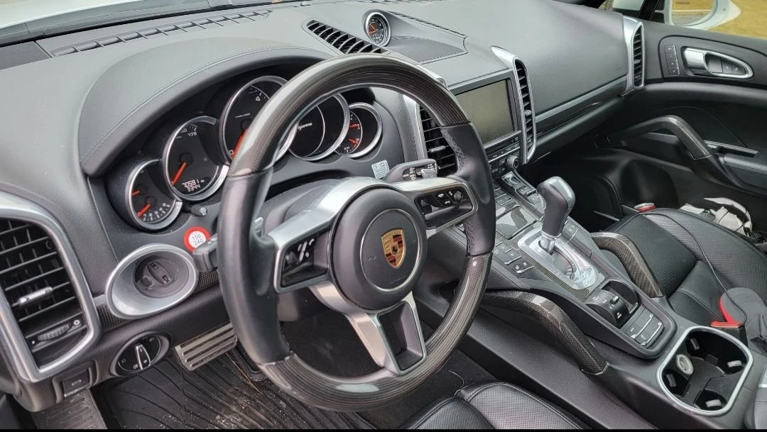 2016 Porsche 958 Cayenne Diesel - Image 8 of 17