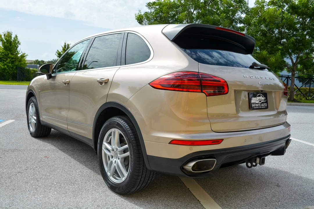 2016 Porsche 958 Cayenne Diesel - Image 10 of 31