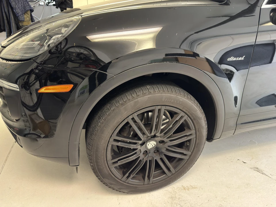2016 Porsche 958 Cayenne Diesel - Image 10 of 31