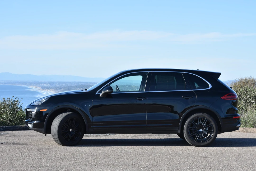 2016 Porsche 958 Cayenne Diesel - Image 5 of 31
