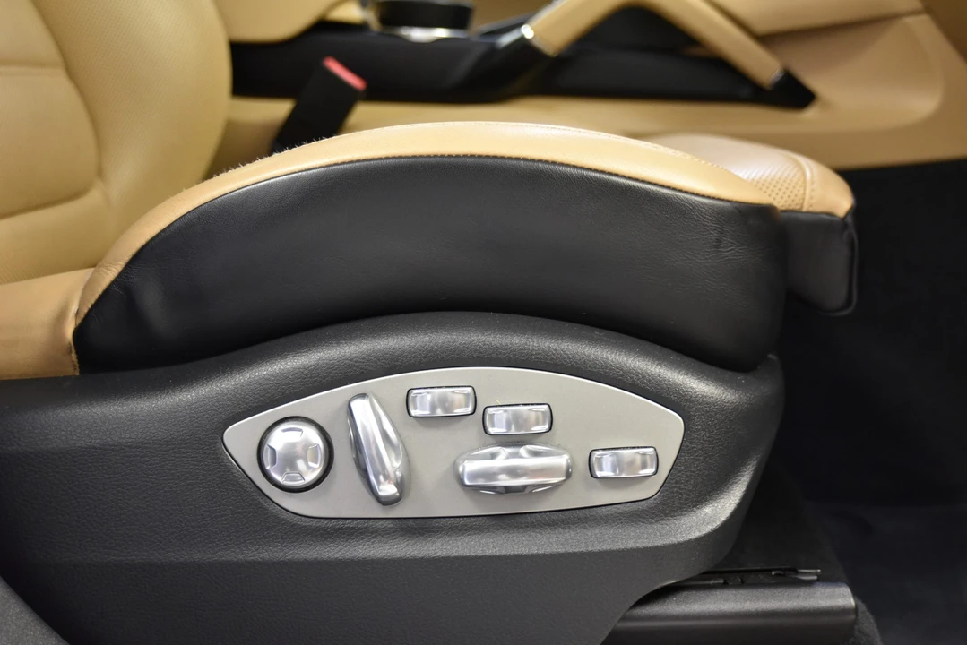 2016 Porsche 958 Cayenne Diesel - Image 26 of 31