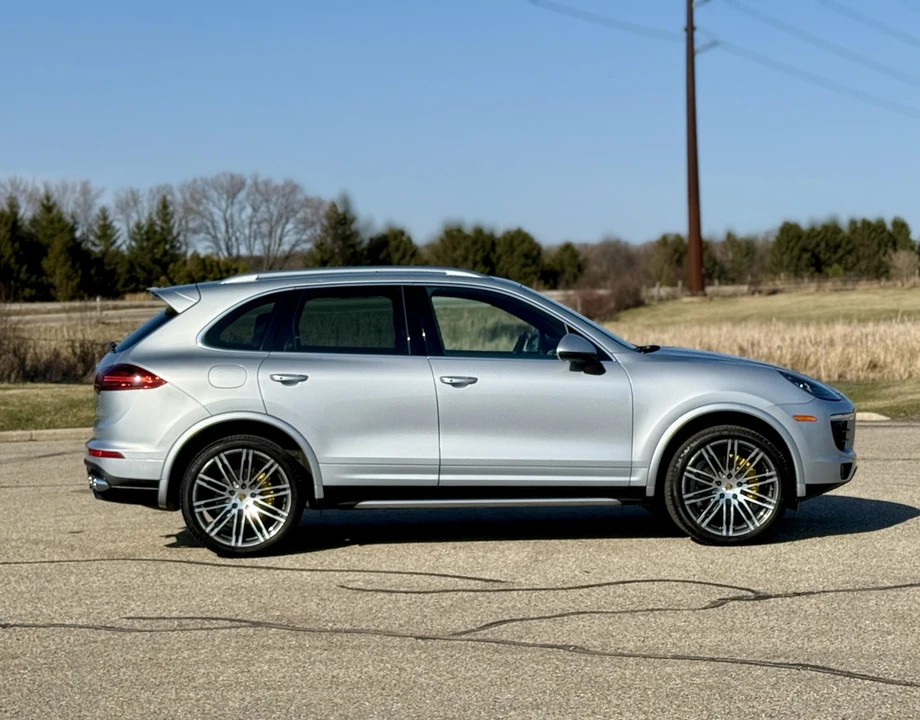 2016 Porsche 958 Cayenne Diesel - Image 18 of 31