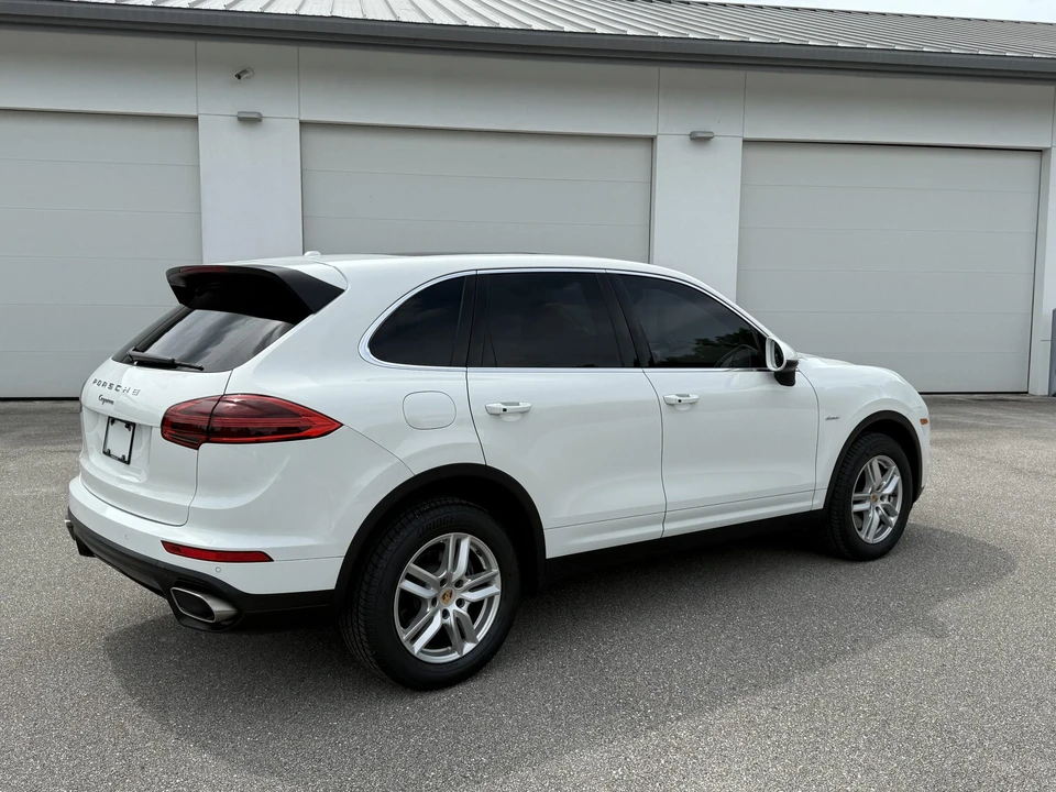 2016 Porsche 958 Cayenne Diesel - Image 11 of 31