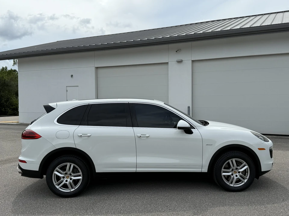 2016 Porsche 958 Cayenne Diesel - Image 14 of 31