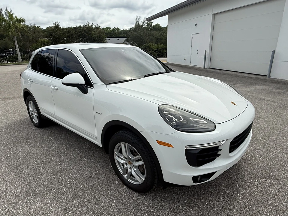 2016 Porsche 958 Cayenne Diesel - Image 16 of 31