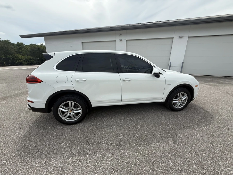 2016 Porsche 958 Cayenne Diesel - Image 12 of 31