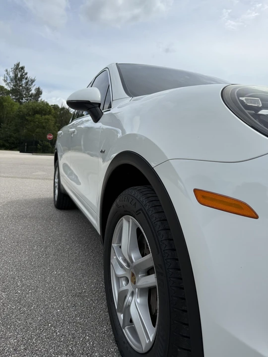 2016 Porsche 958 Cayenne Diesel - Image 20 of 31