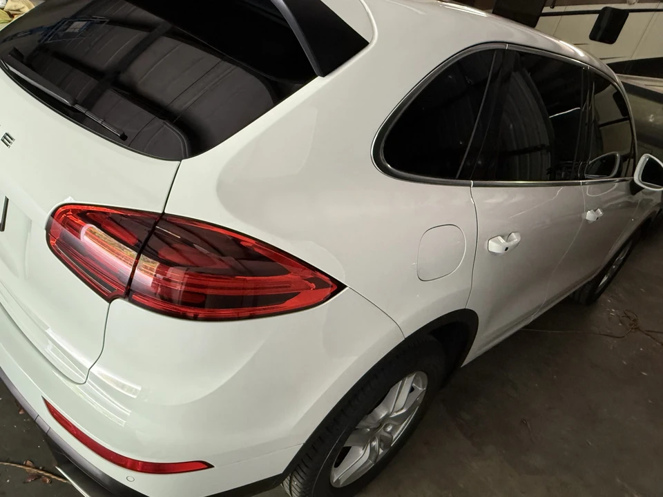 2016 Porsche 958 Cayenne Diesel - Image 27 of 31