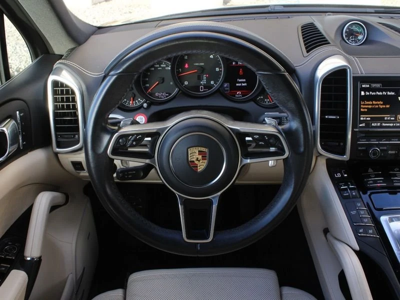 2016 Porsche 958 Cayenne Diesel - Image 10 of 20