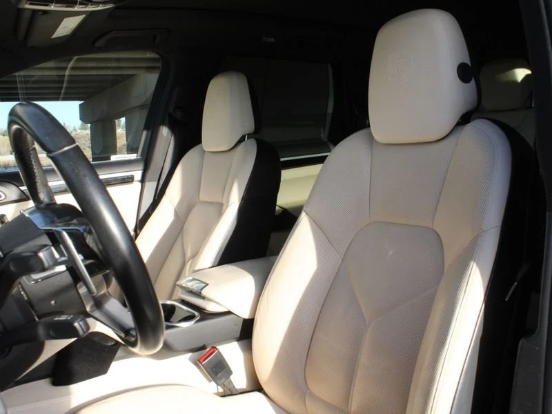 2016 Porsche 958 Cayenne Diesel - Image 9 of 20
