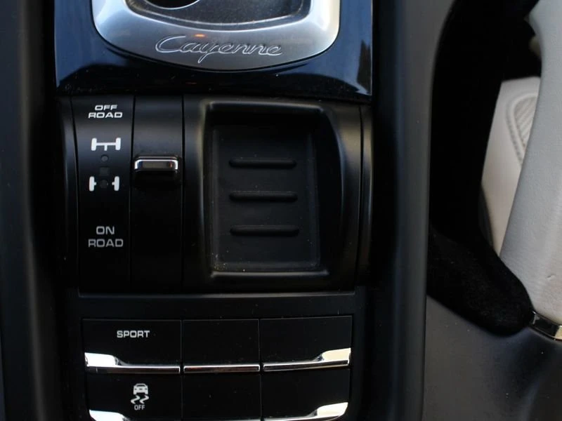 2016 Porsche 958 Cayenne Diesel - Image 17 of 20