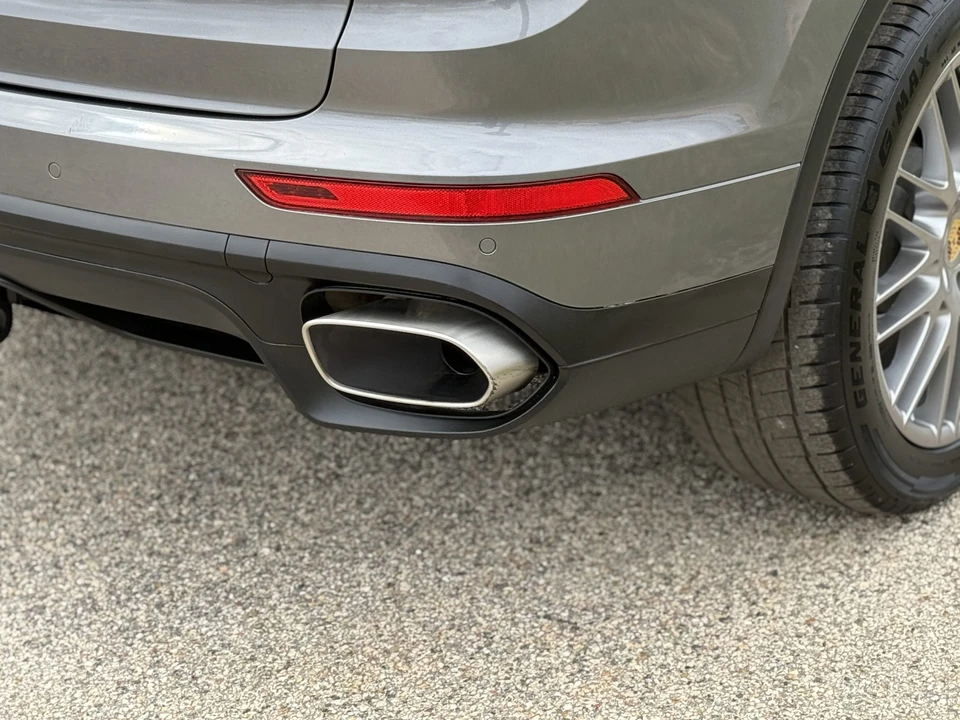 2016 Porsche 958 Cayenne Diesel - Image 25 of 31