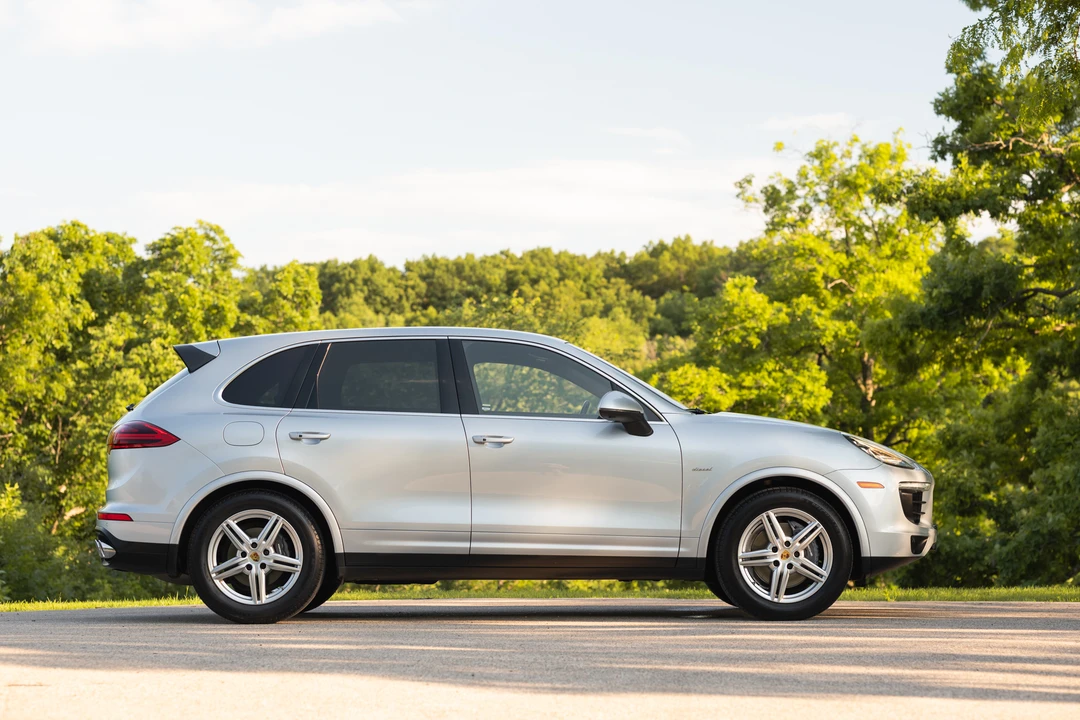 2016 Porsche 958 Cayenne Diesel - Image 18 of 31
