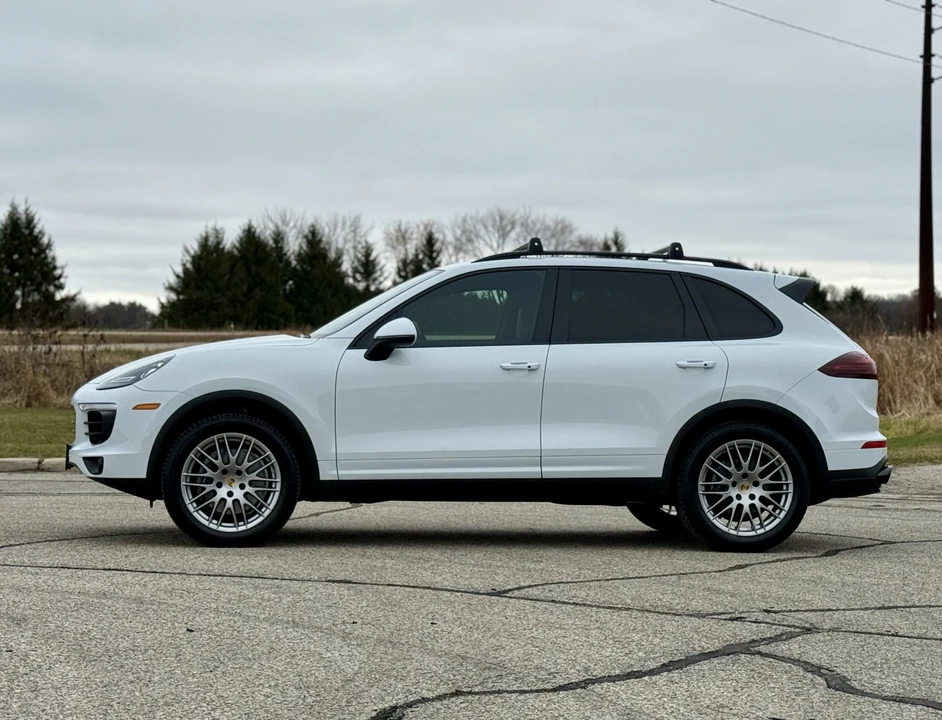 2016 Porsche 958 Cayenne Diesel - Image 26 of 31