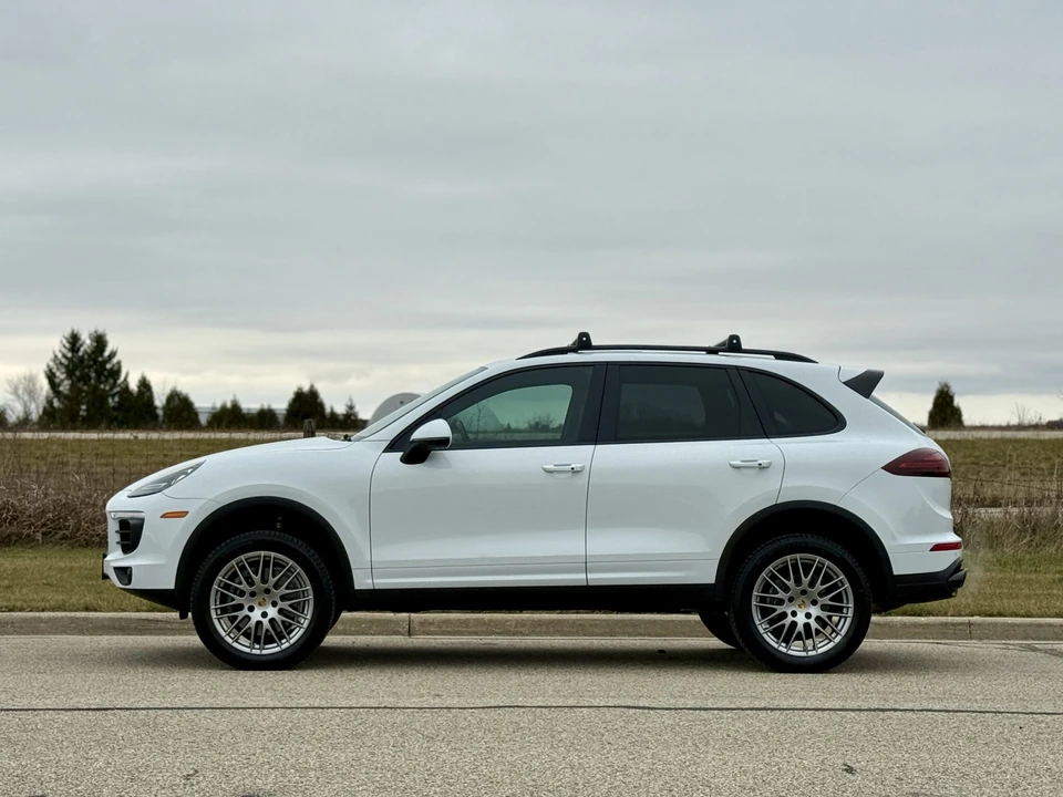 2016 Porsche 958 Cayenne Diesel - Image 30 of 31