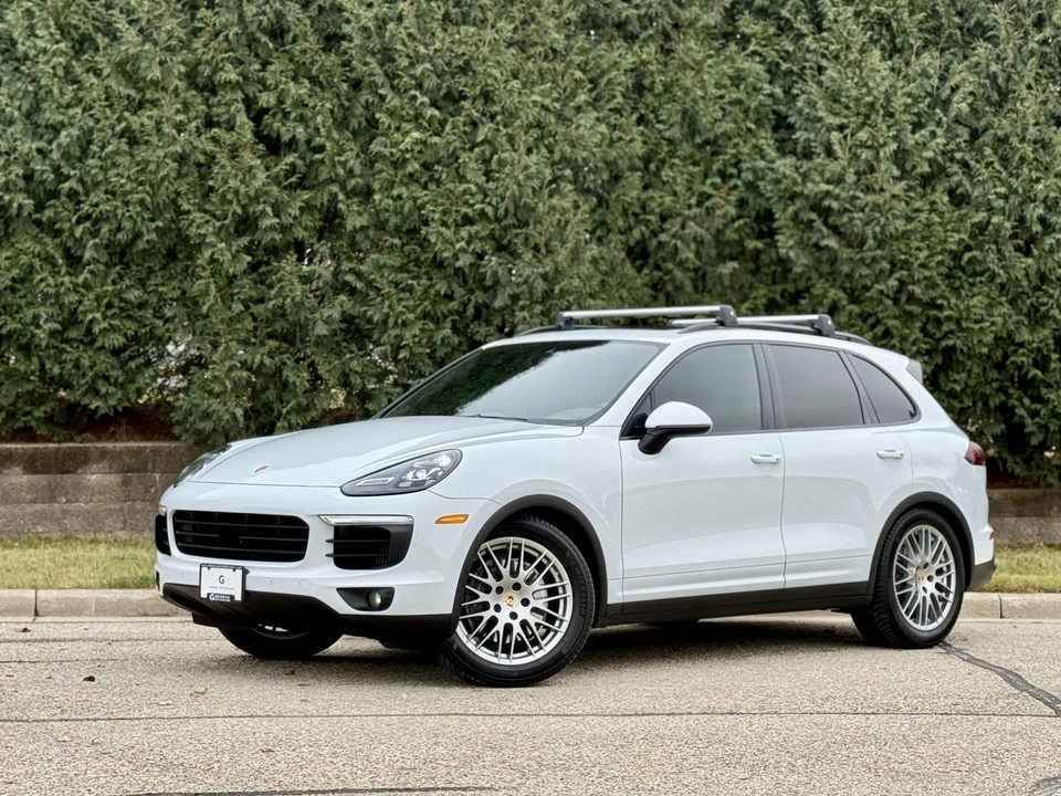 2016 Porsche 958 Cayenne Diesel - Image 2 of 31