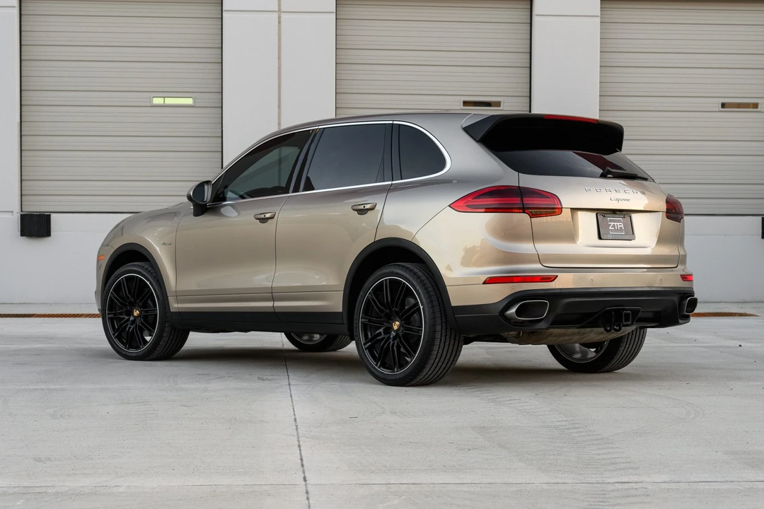 2016 Porsche 958 Cayenne Diesel - Image 19 of 31