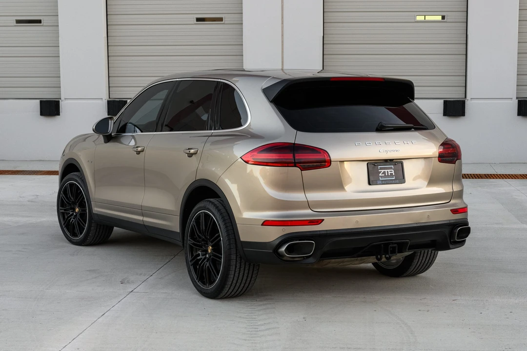 2016 Porsche 958 Cayenne Diesel - Image 20 of 31
