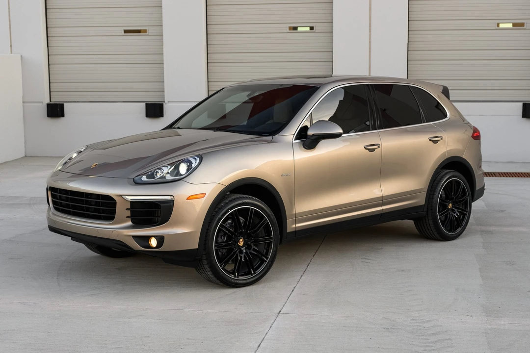 2016 Porsche 958 Cayenne Diesel - Image 10 of 31