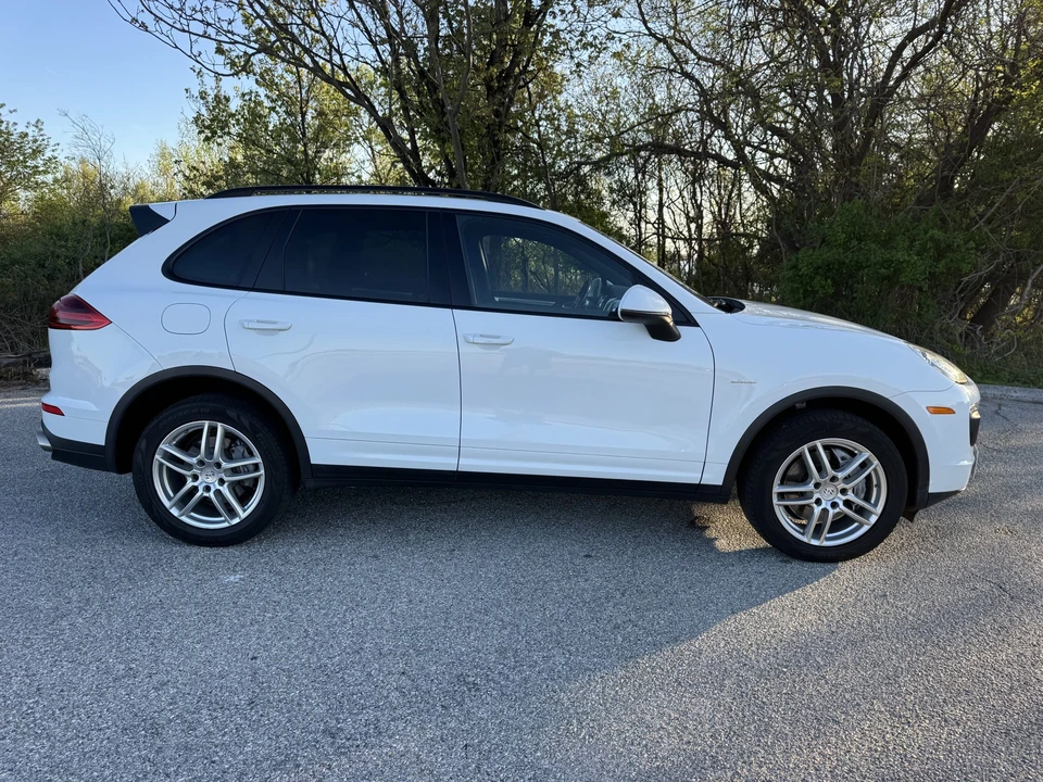 2016 Porsche 958 Cayenne Diesel - Image 8 of 31