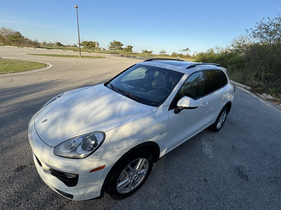 2016 Porsche 958 Cayenne Diesel - Image 3 of 31