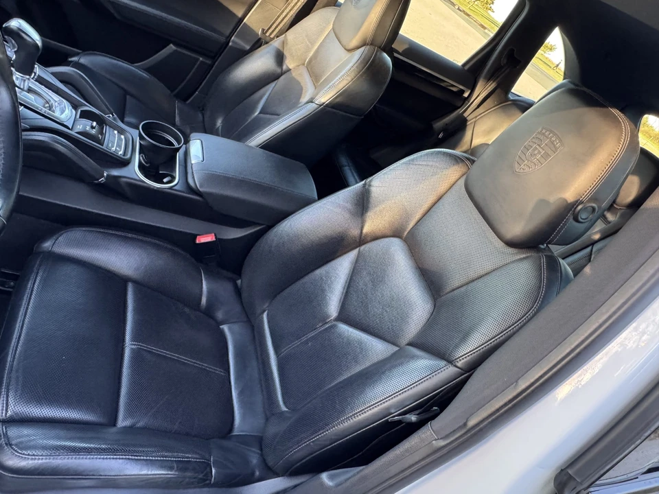 2016 Porsche 958 Cayenne Diesel - Image 24 of 31