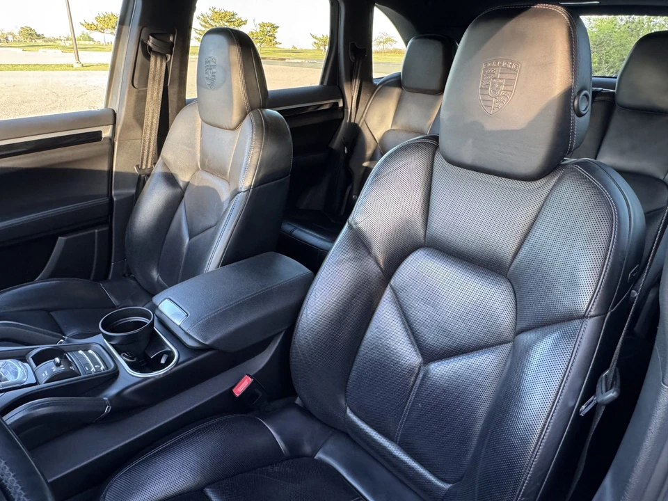 2016 Porsche 958 Cayenne Diesel - Image 25 of 31