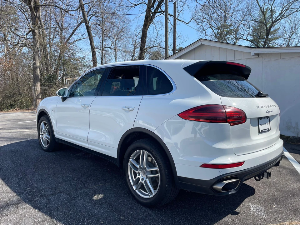 2016 Porsche 958 Cayenne Diesel - Image 13 of 31