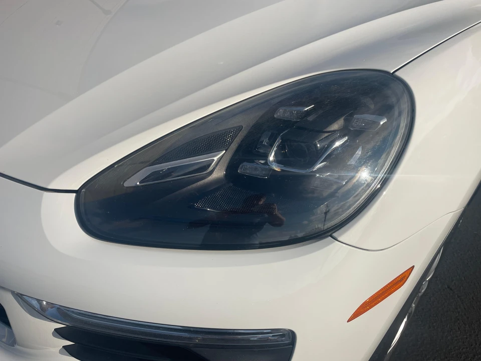 2016 Porsche 958 Cayenne Diesel - Image 25 of 31