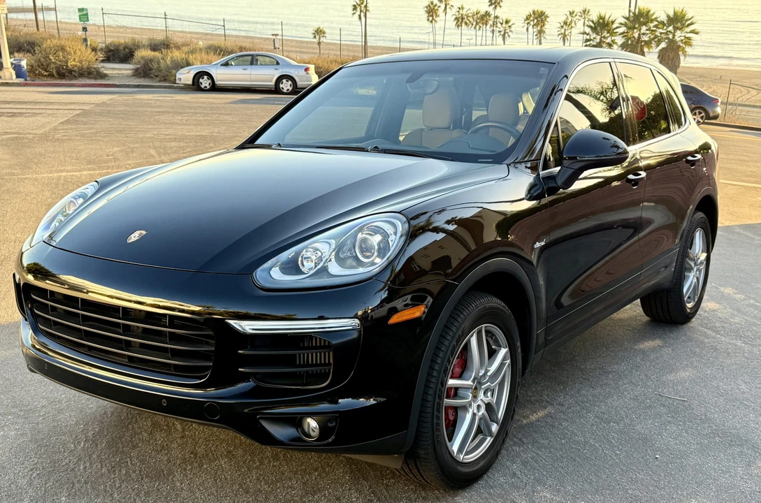 2016 Porsche 958 Cayenne Diesel - Image 3 of 31