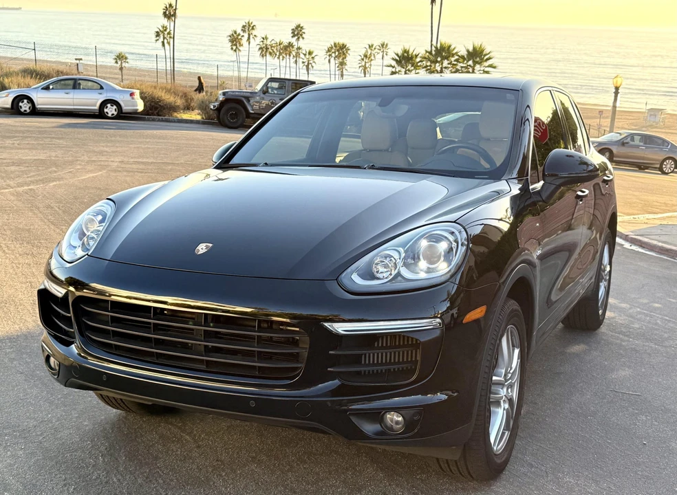 2016 Porsche 958 Cayenne Diesel - Image 2 of 31