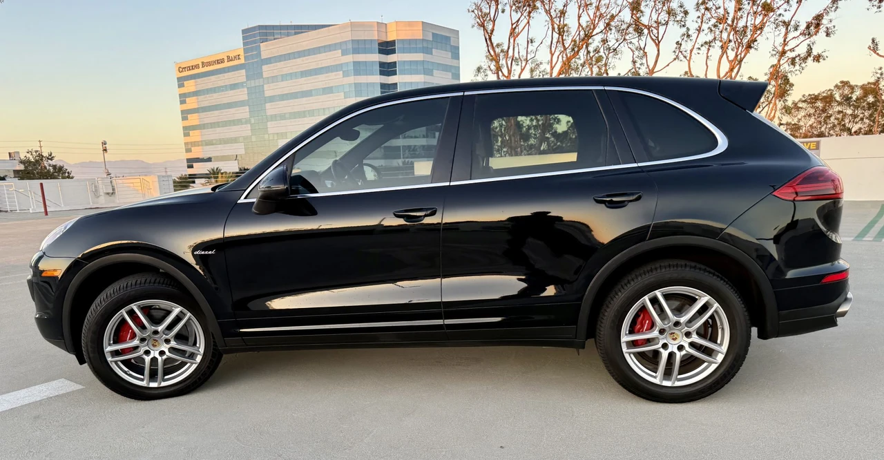 2016 Porsche 958 Cayenne Diesel - Image 19 of 31