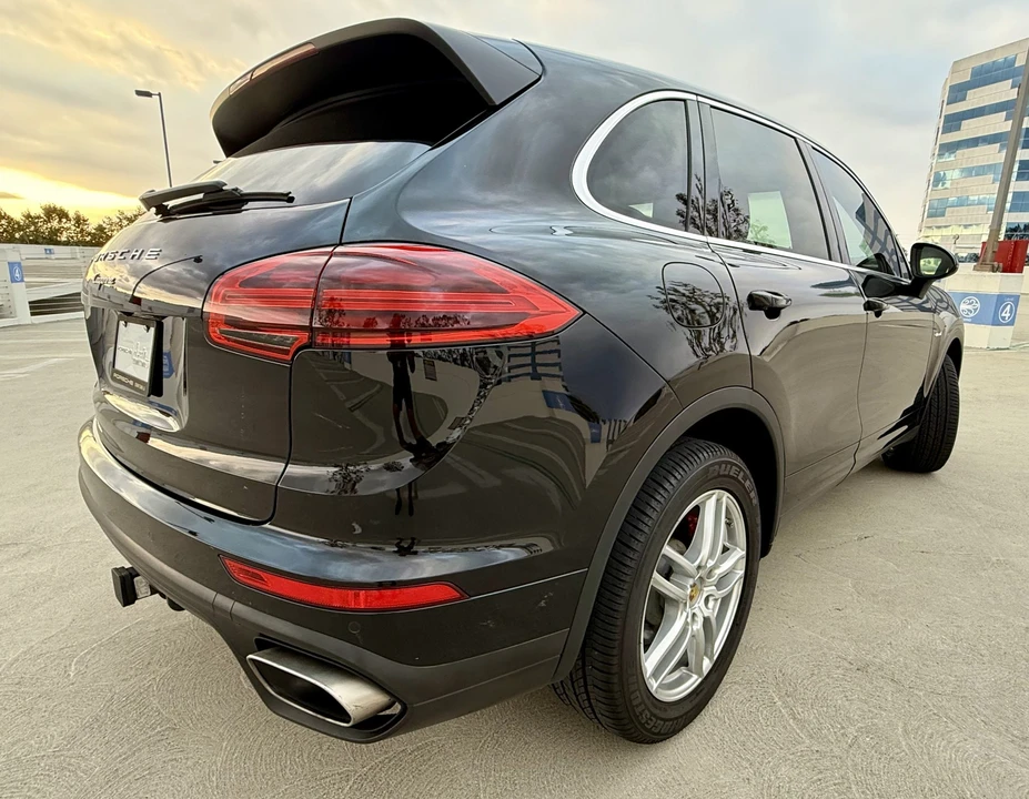 2016 Porsche 958 Cayenne Diesel - Image 29 of 31