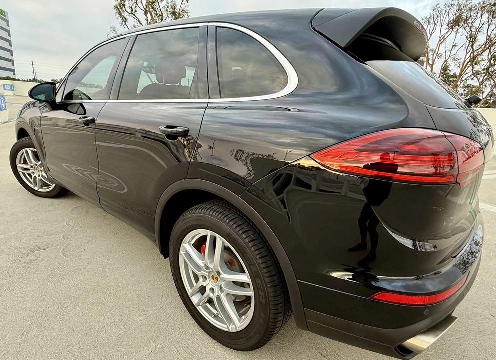 2016 Porsche 958 Cayenne Diesel - Image 24 of 31