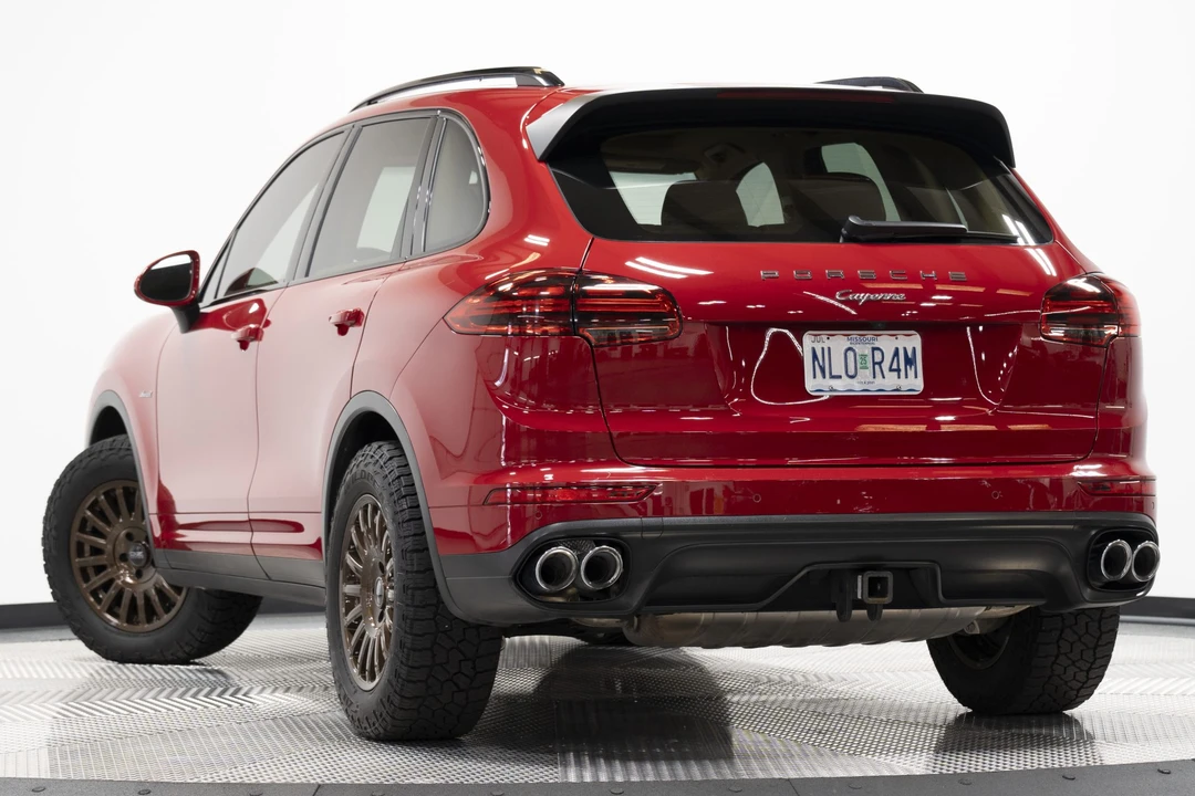 2016 Porsche 958 Cayenne Diesel - Image 14 of 31