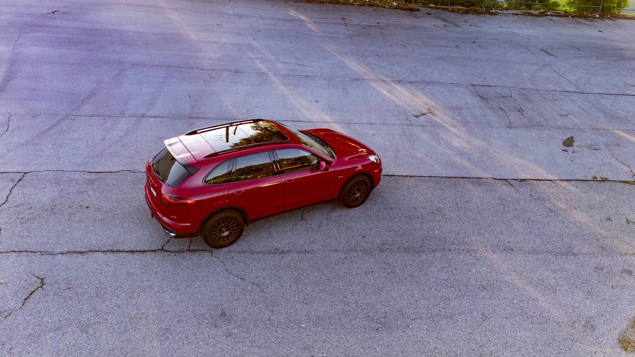 2016 Porsche 958 Cayenne Diesel - Image 30 of 31
