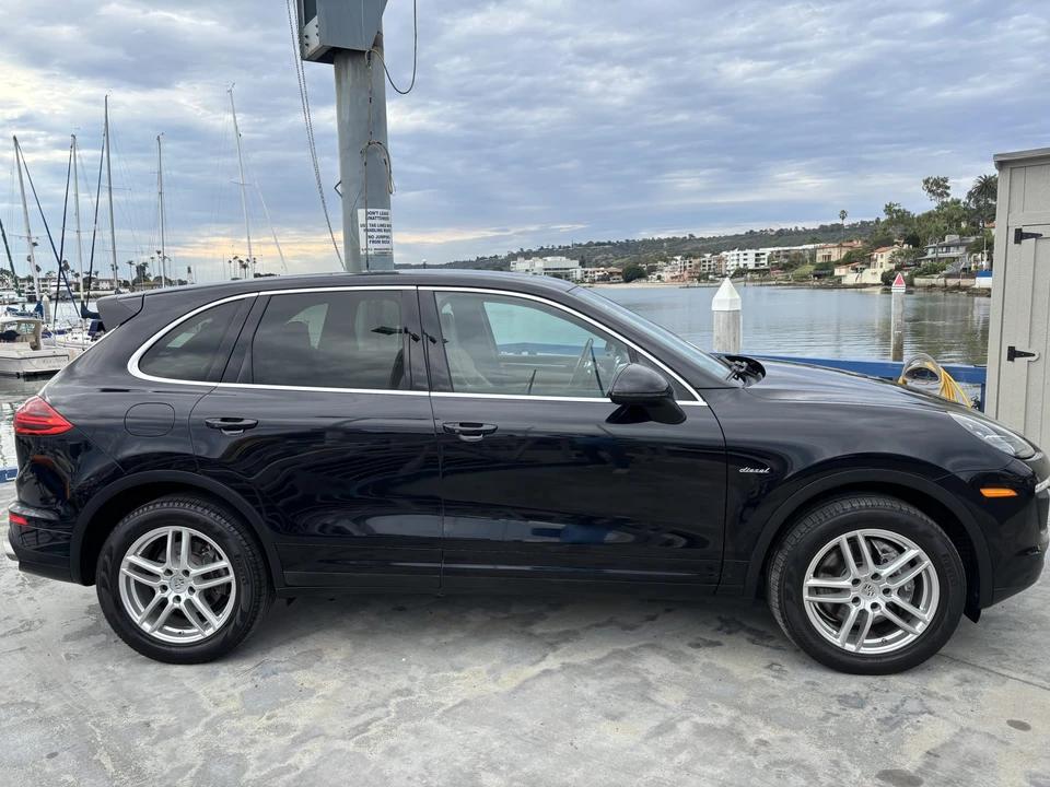 2016 Porsche 958 Cayenne Diesel - Image 5 of 31