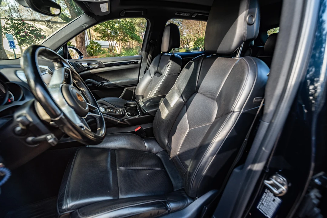 2016 Porsche 958 Cayenne Diesel - Image 30 of 31