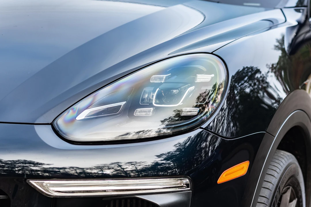 2016 Porsche 958 Cayenne Diesel - Image 12 of 31