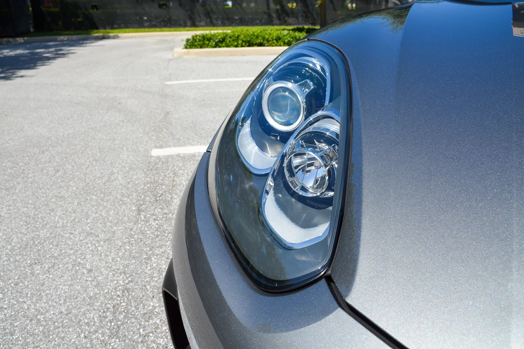 2016 Porsche 958 Cayenne Diesel - Image 28 of 31