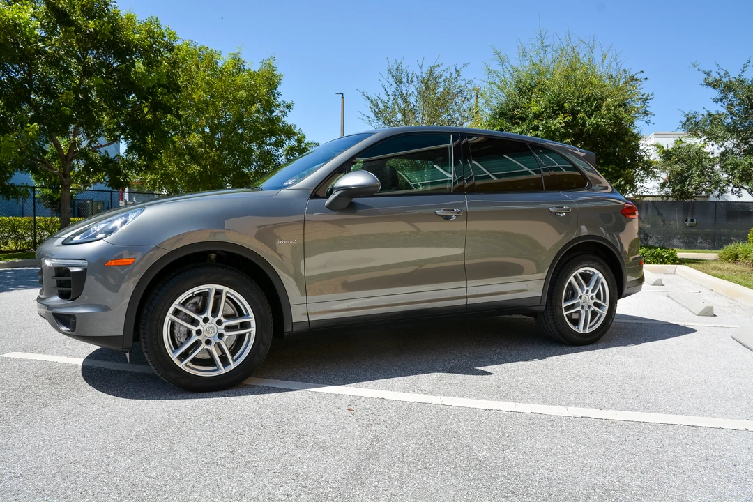 2016 Porsche 958 Cayenne Diesel - Image 15 of 31