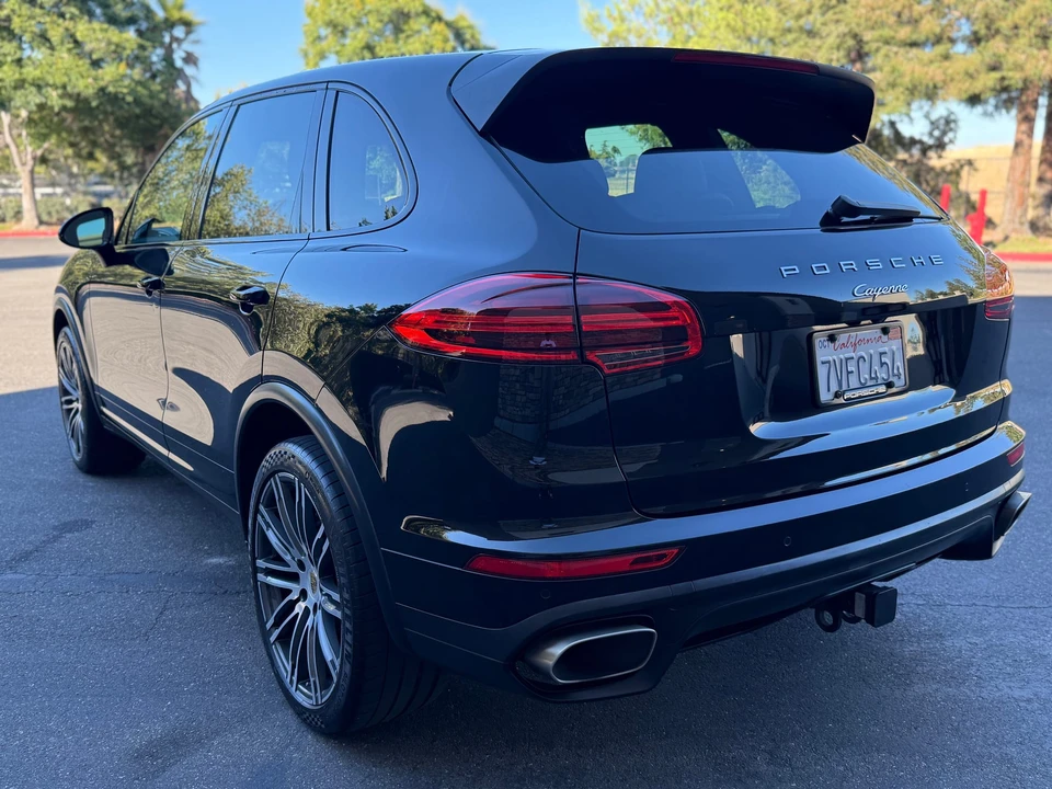2016 Porsche 958 Cayenne Diesel - Image 10 of 31