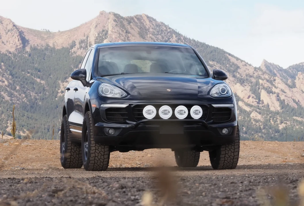 2016 Porsche 958 Cayenne Diesel - Image 2 of 6