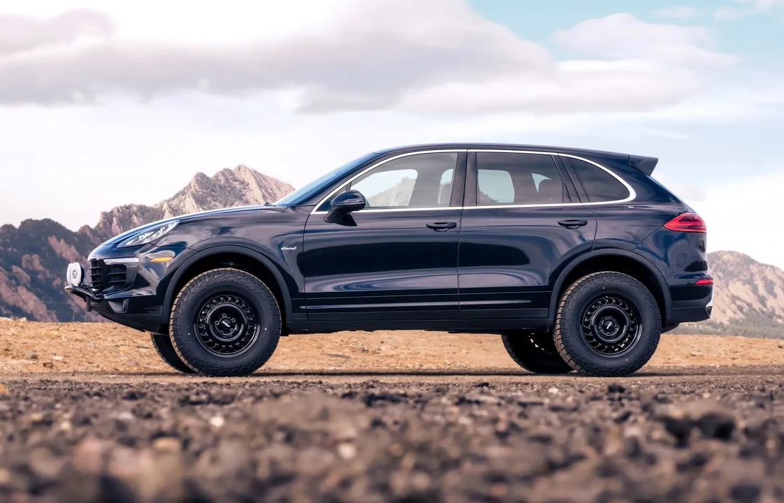 2016 Porsche 958 Cayenne Diesel - Image 6 of 6