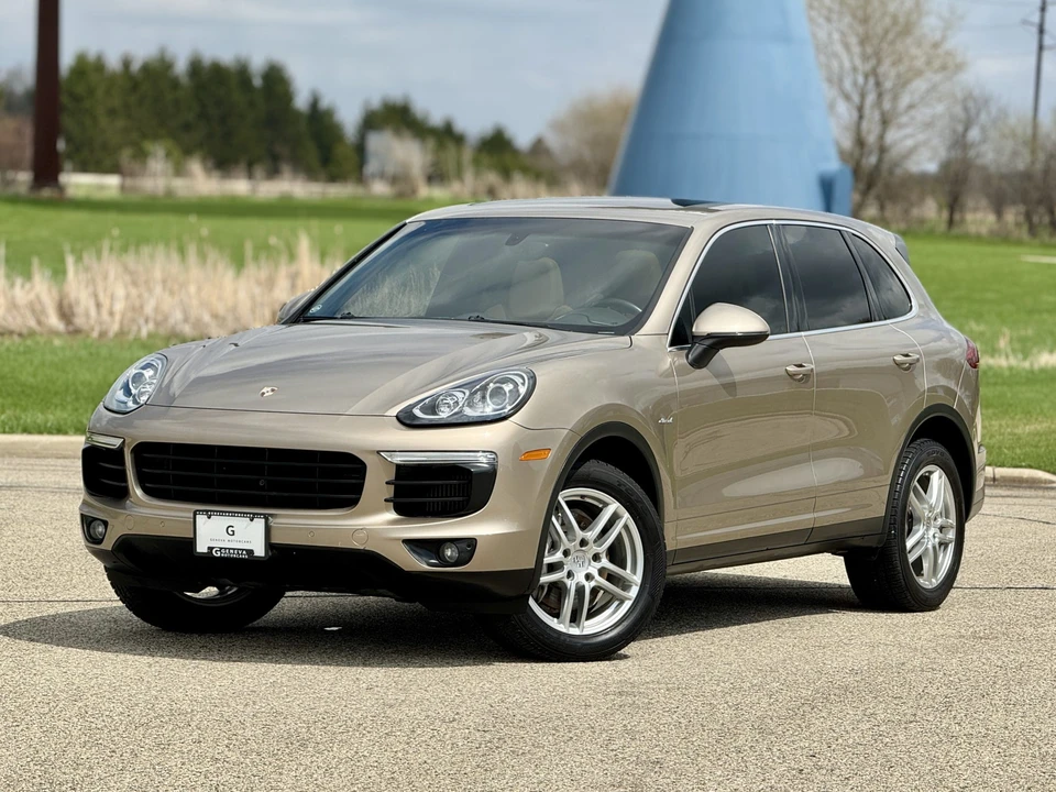 2016 Porsche 958 Cayenne Diesel - Image 2 of 31