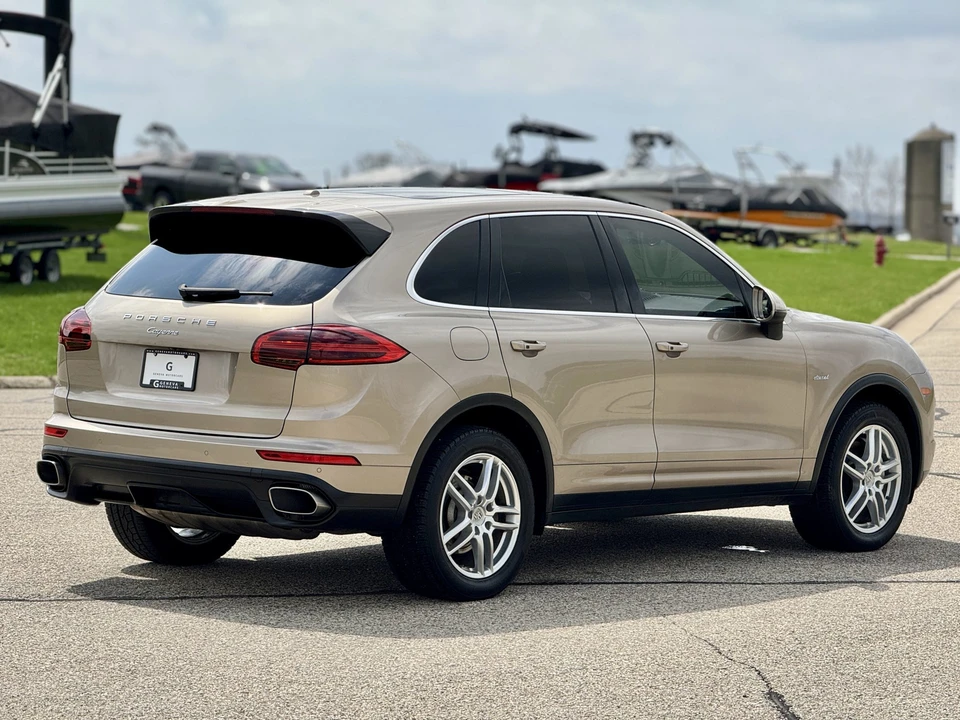 2016 Porsche 958 Cayenne Diesel - Image 13 of 31