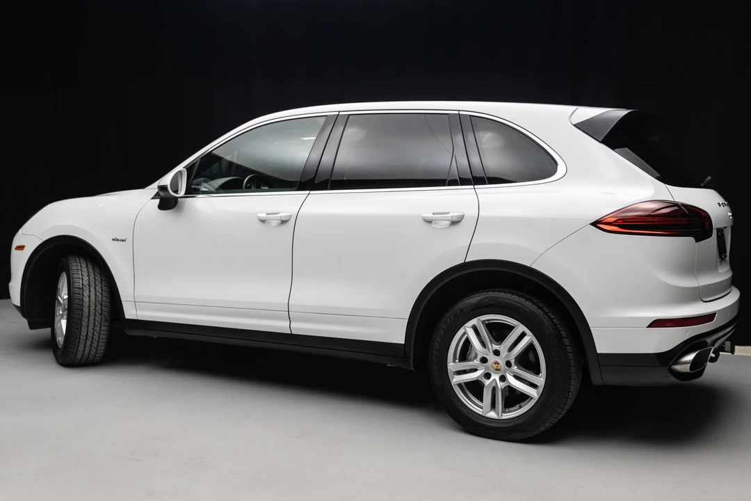 2016 Porsche 958 Cayenne Diesel - Image 13 of 31